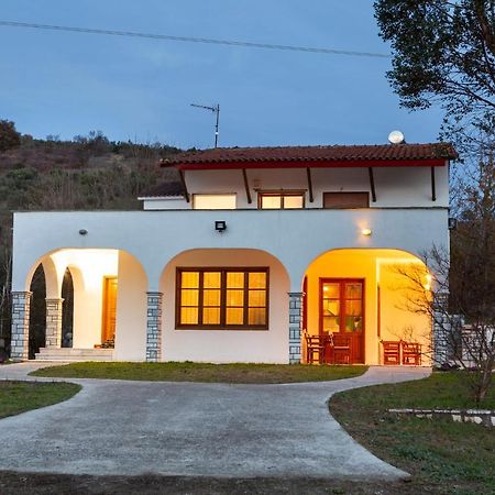 Τrικαλα - Μετεorα-Villa Toscana 特里卡拉 外观 照片